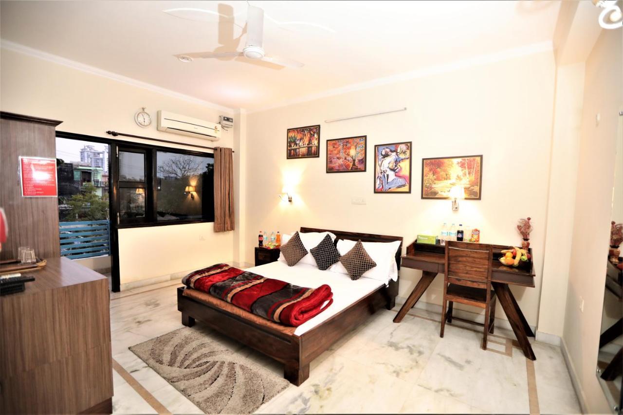 Bhambri Expo House Hotel Greater Noida Exterior photo
